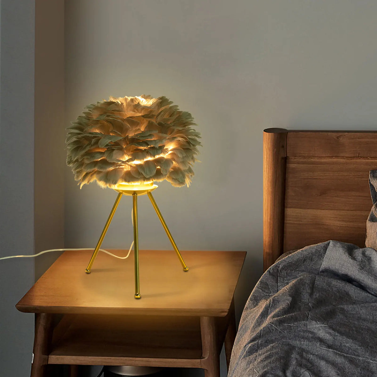 Feather Table Lamp With Metallic Finish For Indoor Home Decor E26